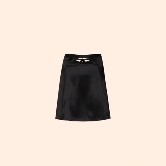 1HR SALE ⚡Reformation Tallulah Skirt (Black)